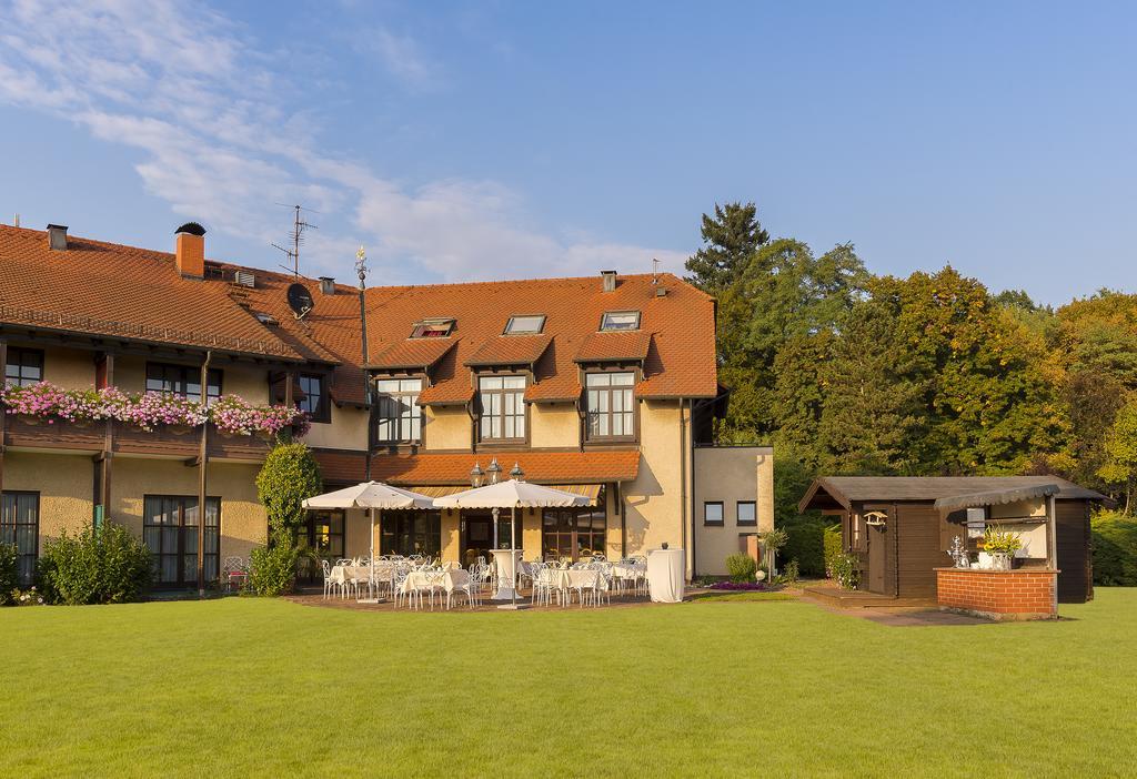 Krone Am Park - Gaestehaus Des Hotel Krone Alzenau Zewnętrze zdjęcie